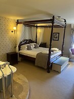 The George Inn