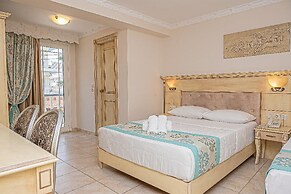 Parthenon Art Hotel