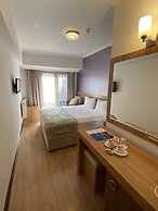 Grand Anzac Hotel