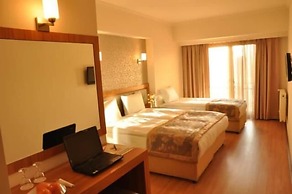 Grand Anzac Hotel