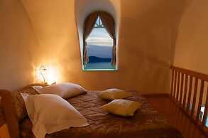 Vallas Apartments & Villas