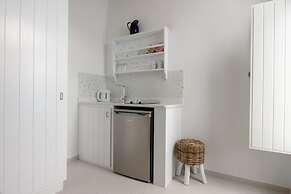 Vallas Apartments & Villas