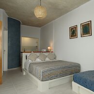 Vallas Apartments & Villas