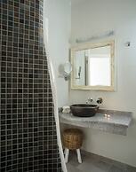 Vallas Apartments & Villas