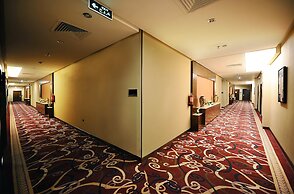 Qaser Alhamra Hotel Riyadh