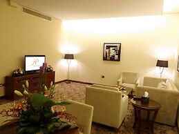 Qaser Alhamra Hotel Riyadh
