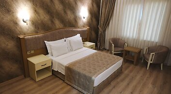 Ravanda Hotel