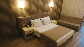 Ravanda Hotel