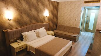Ravanda Hotel