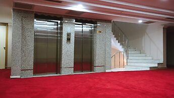 Ravanda Hotel