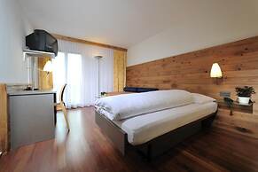 SEELANDHOTEL Weisses Kreuz