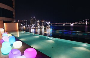 Hotel Aqua Palace