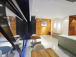 Tria Hotel