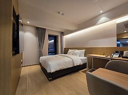 Tria Hotel