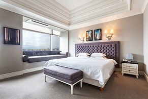 The Riverside Hotel