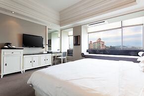 The Riverside Hotel