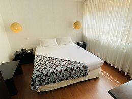 Hotel Retiro 84
