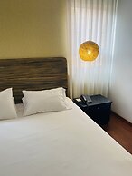 Hotel Retiro 84