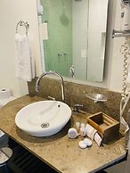 Hotel Retiro 84
