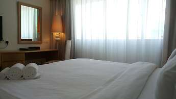 Discovery Hotel
