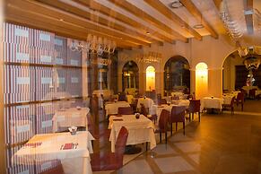 Schloss Hotel & Spa Pontresina