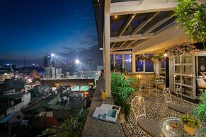 Hanoi Emotion Hotel