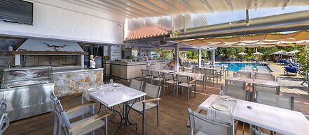 Adrina Beach Hotel