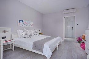 Adrina Beach Hotel