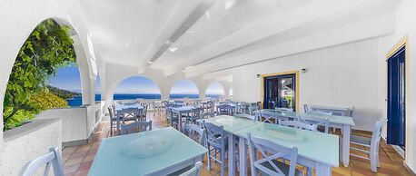 Adrina Beach Hotel