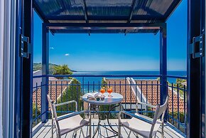 Adrina Beach Hotel