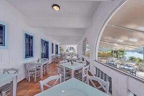 Adrina Beach Hotel