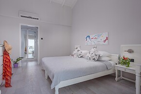 Adrina Beach Hotel