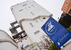 EKK Hotel