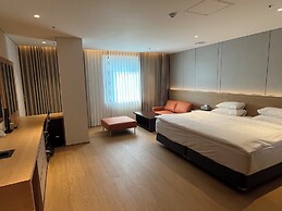 Hotel International