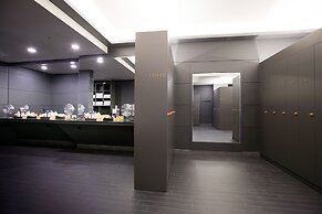 Hotel International