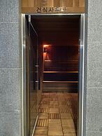 Hotel International