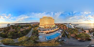 Hotel Maremons