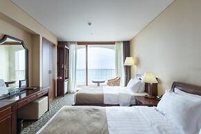 Hotel Maremons