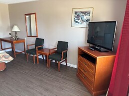 Seven Oakes Motel