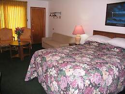 Seven Oakes Motel