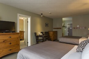 Red Tree Lodge
