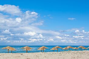 Mrs Chryssana Beach Hotel