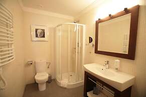 Vanilla Hotel