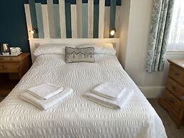 Summer Breeze Guest House