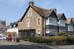 Summer Breeze Guest House