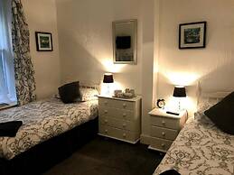 Bridgeside Guest House