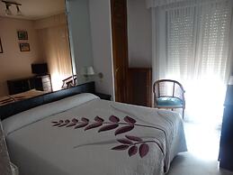 Le Petit Hotel
