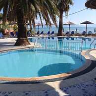 Maria' s Beach Apartments