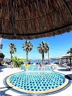Maria' s Beach Apartments