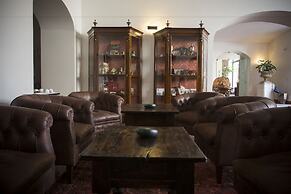 Palazzo Brunaccini Boutique Hotel